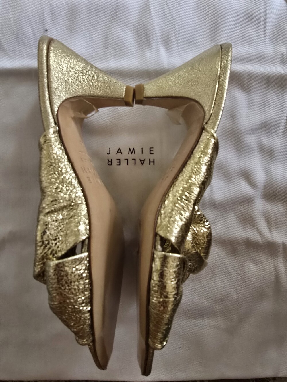Jamie Haller The Knot Heel In Gold - Picture 5 of 7